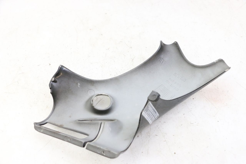 photo de CACHE CHASSIS LATERAL DROIT APRILIA CLASSIC 125 (1995 - 2001)
