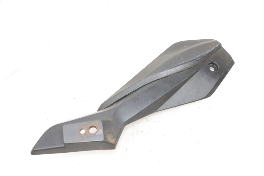 photo de CACHE CHASSIS LATERAL DROIT KSR CODE 125 (2018 - 2020) - Gros plan technique