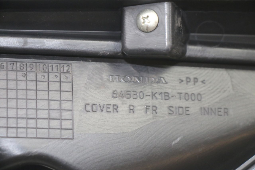 photo de CACHE CHASSIS LATERAL DROIT HONDA FORZA 125 (2021 - 2025)