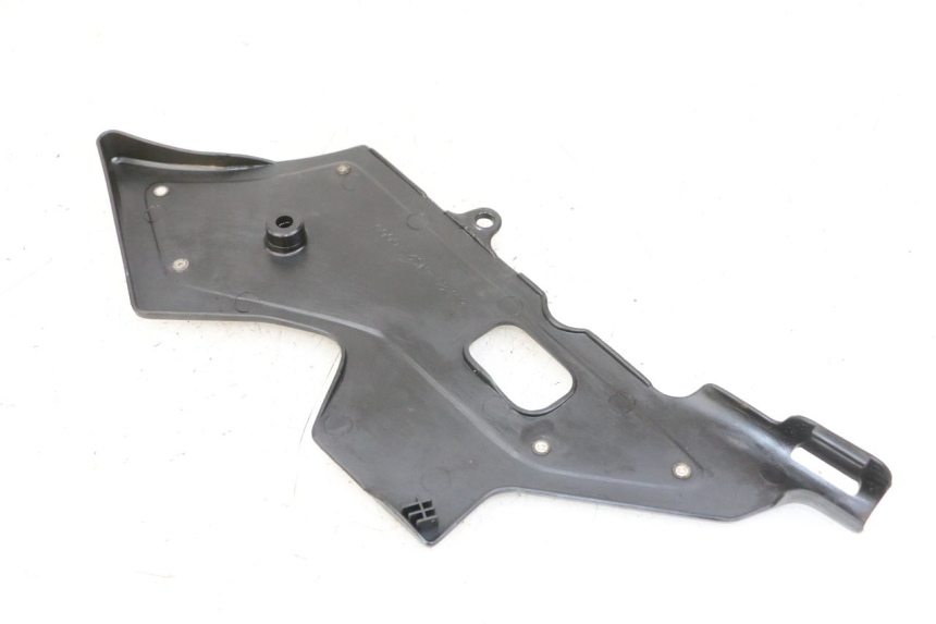 photo de CACHE CHASSIS LATERAL DROIT HONDA CBR F 1000 (1993 - 1996)