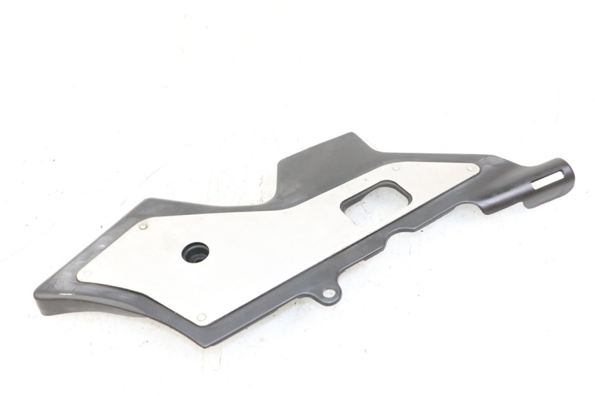 photo de CACHE CHASSIS LATERAL DROIT HONDA CBR F 1000 (1993 - 1996)