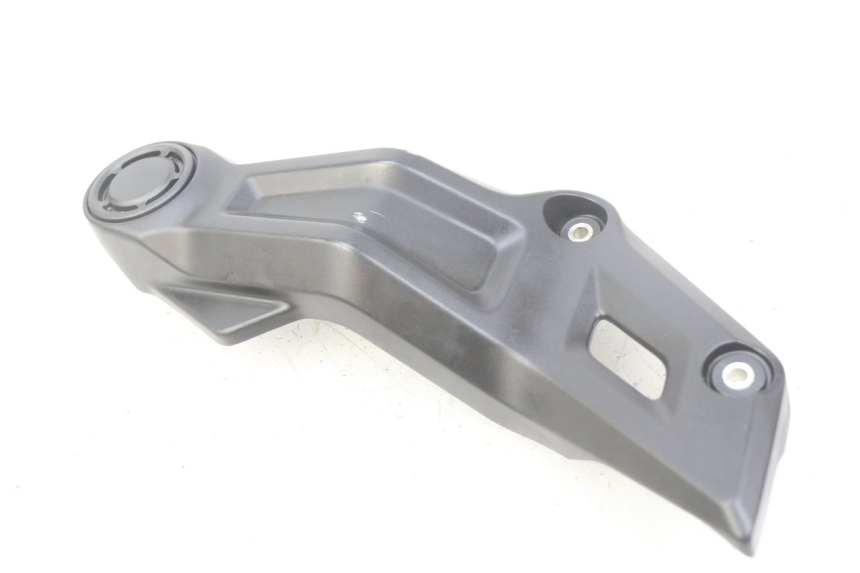photo de CACHE CHASSIS LATERAL DROIT YAMAHA MT-07 MT07 700 (2018 - 2020)