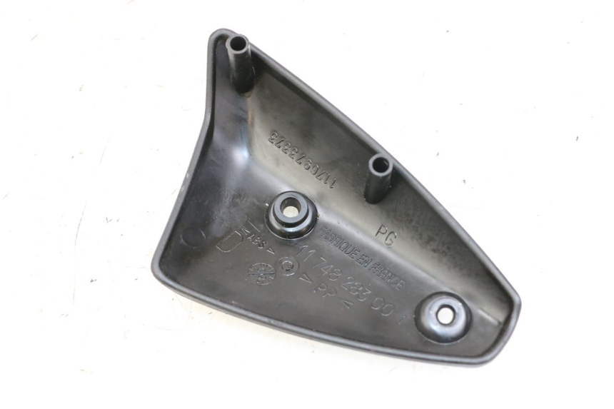 photo de CACHE CHASSIS LATERAL DROIT PEUGEOT TKR TREKKER FURIOUS 50 (2005 - 2014)
