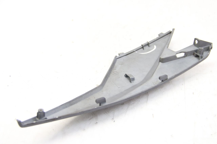 photo de CACHE CHASSIS LATERAL DROIT SYM JET 14 4T 50 (2018 - 2022)