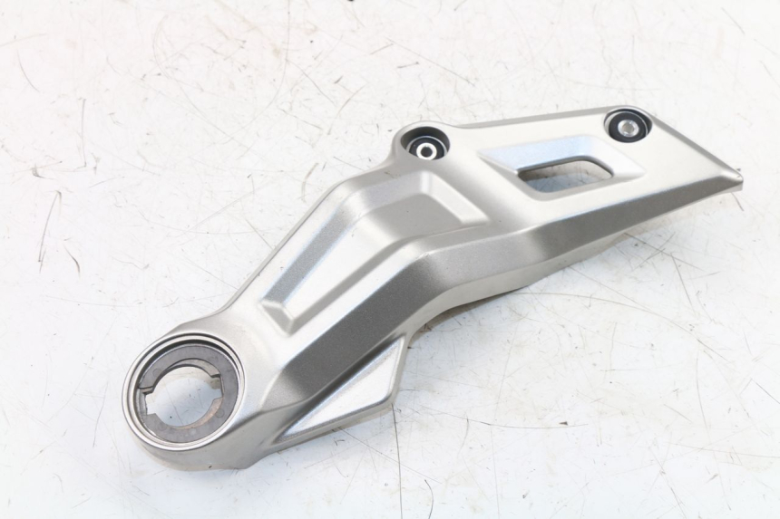 photo de CACHE CHASSIS LATERAL DROIT YAMAHA MT-07 MT07 ABS 700 (2014 - 2017)