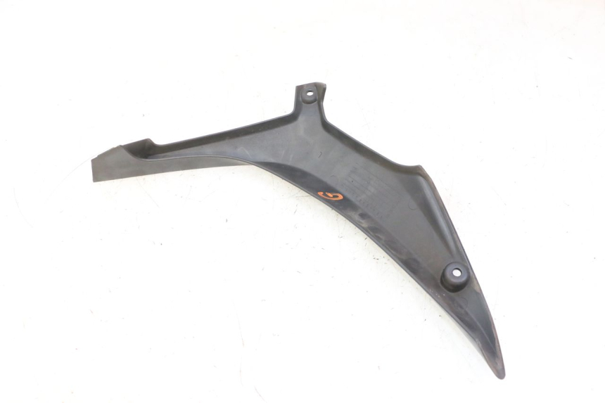 photo de CACHE CHASSIS LATERAL GAUCHE QUADRO 4 4D 350 (2015 - 2018)