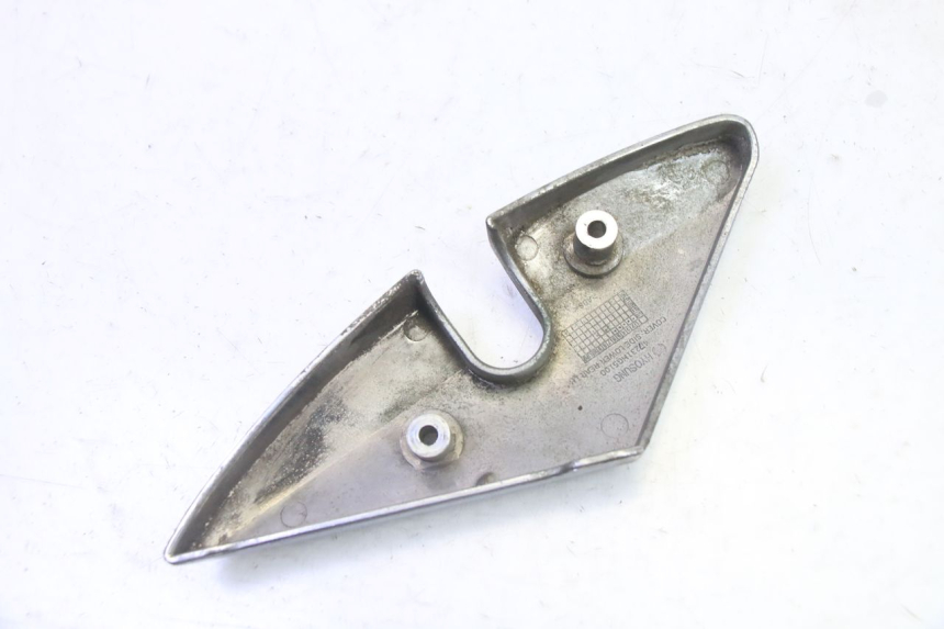 photo de CACHE CHASSIS LATERAL GAUCHE HYOSUNG GV AQUILA 125 (2000 - 2004)