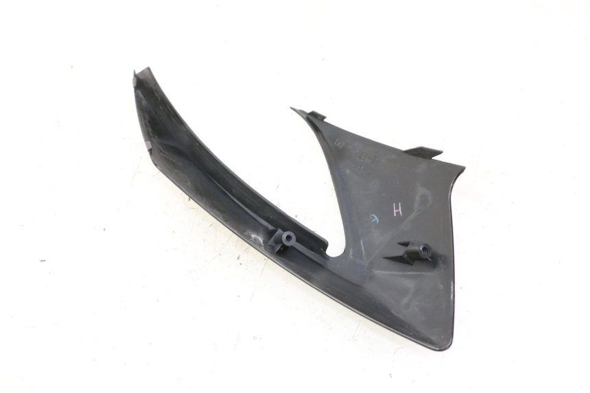 photo de CACHE CHASSIS LATERAL GAUCHE YAMAHA FZ6 FAZER S2 600 (2007 - 2011)