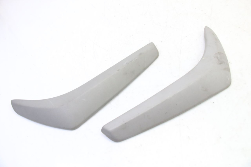 photo de CACHE CHASSIS LATERAL PIAGGIO LIBERTY 4T 50 (2009 - 2015)