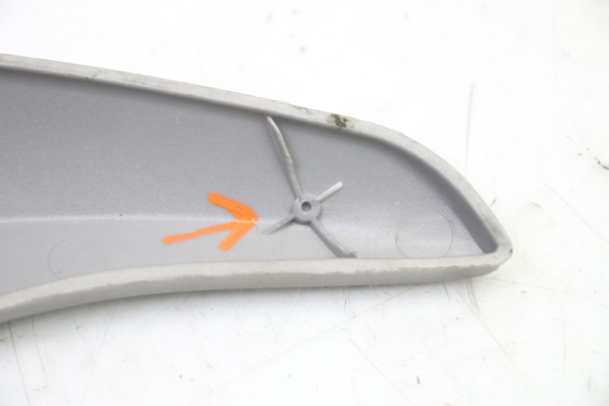 photo de CACHE CHASSIS LATERAL PIAGGIO LIBERTY 4T 50 (2009 - 2015)