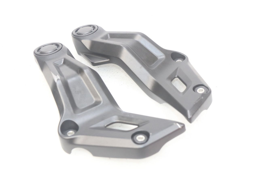 photo de CACHE CHASSIS LATERAL YAMAHA MT-07 MT07 ABS 700 (2014 - 2017)