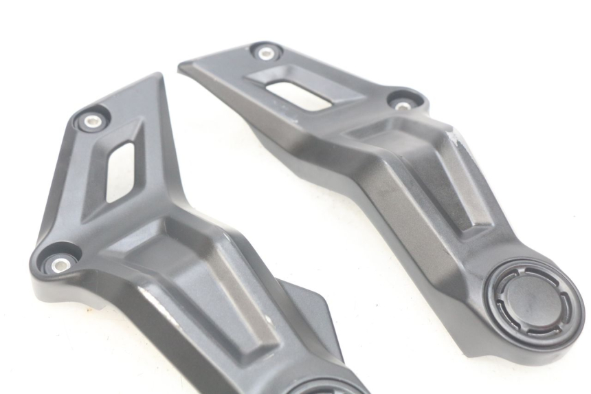 photo de CACHE CHASSIS LATERAL YAMAHA MT-07 MT07 ABS 700 (2014 - 2017)