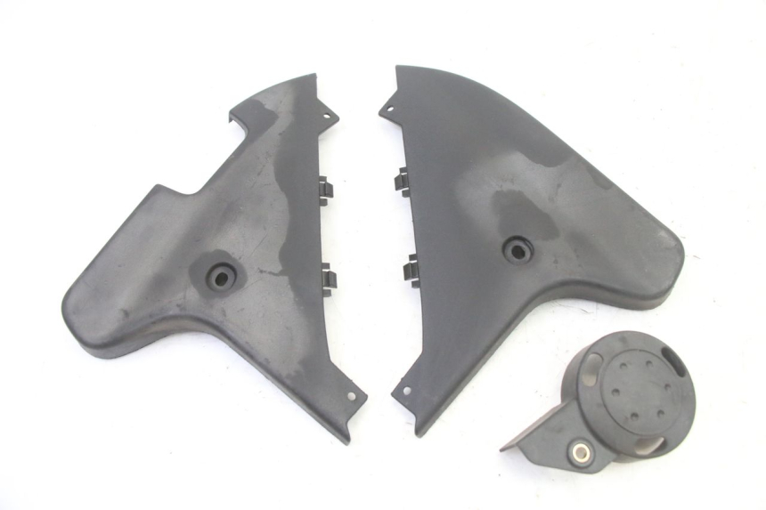 photo de CACHE CHASSIS LATERAL GILERA NEXUS 125 (2009 - 2013)