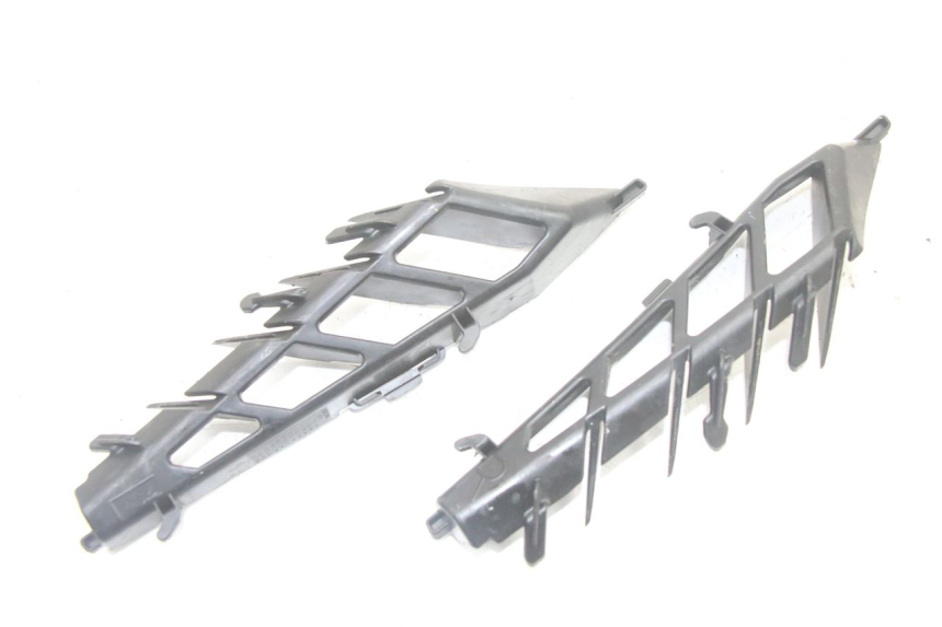 photo de CACHE CHASSIS LATERAL PEUGEOT SPEEDFIGHT 3 LC 2T 50 (2009 - 2015)