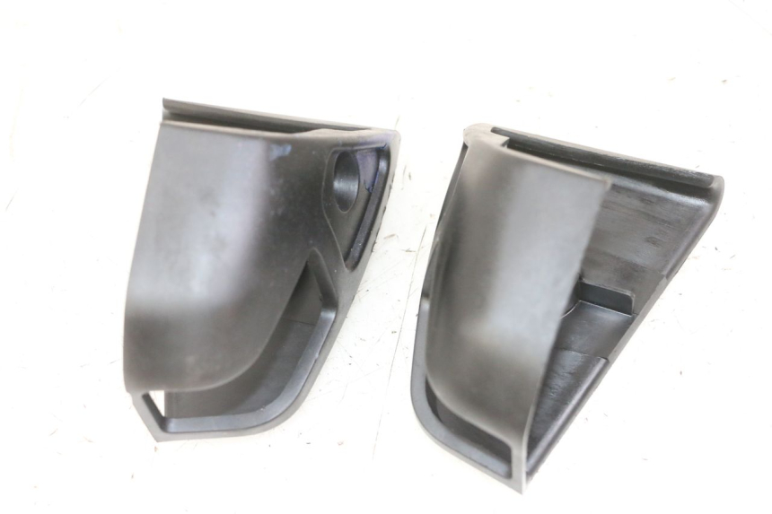 photo de CACHE CHASSIS LATERAL PEUGEOT SPEEDFIGHT 2 LC 50 (2000 - 2009)