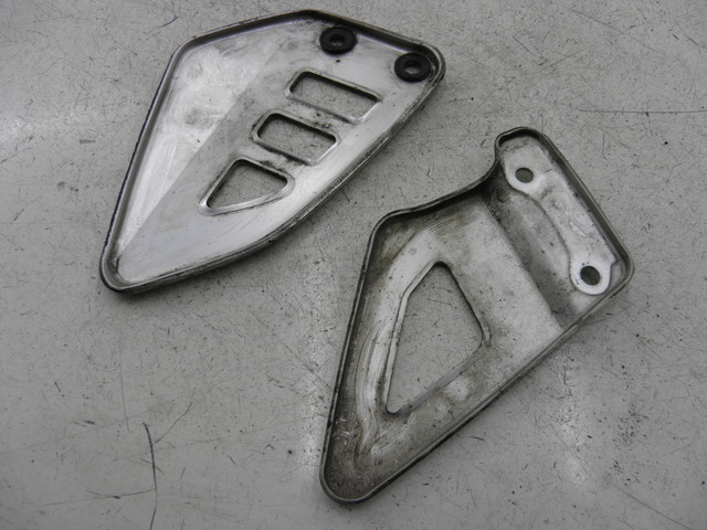 photo de CACHE CHASSIS LATERAL SUZUKI SV S 650 (1999 - 2002)