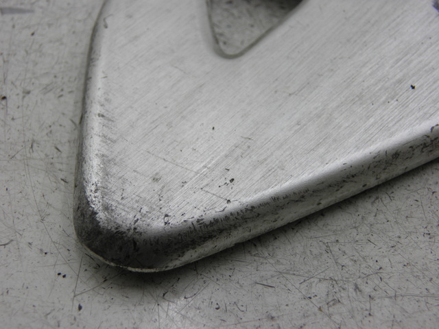 photo de CACHE CHASSIS LATERAL SUZUKI SV S 650 (1999 - 2002)