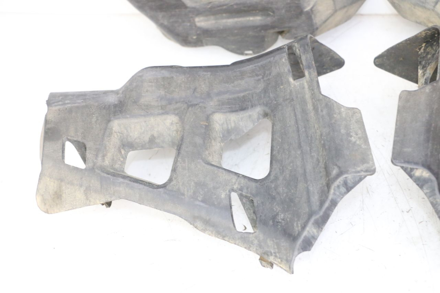 photo de CACHE CHASSIS LATERAL YAMAHA YFM GRIZZLY 550 (2008 - 2015)
