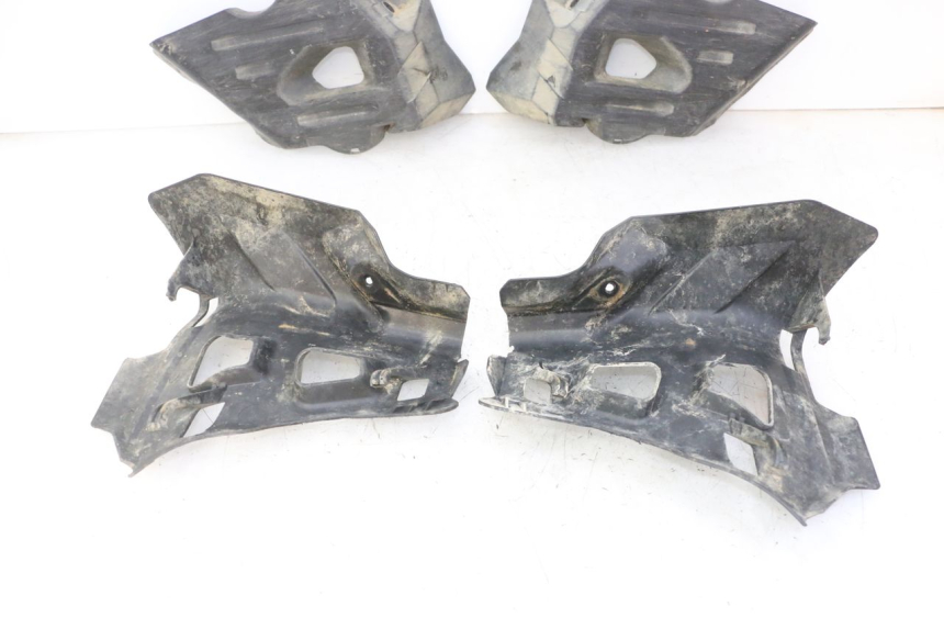 photo de CACHE CHASSIS LATERAL YAMAHA YFM GRIZZLY 550 (2008 - 2015)