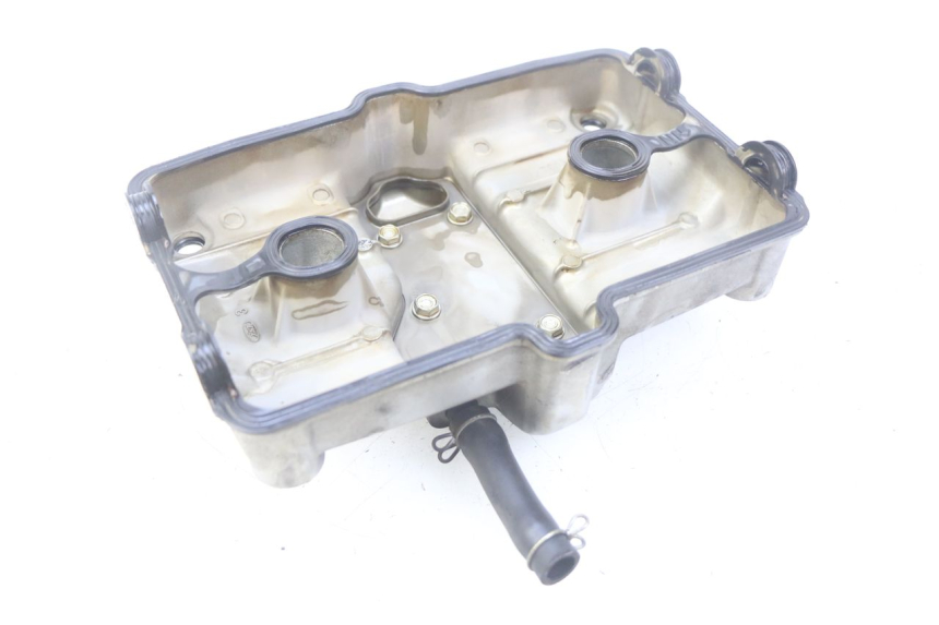 photo de CACHE CULBUTEUR HONDA CBF 500 (2004 - 2007)