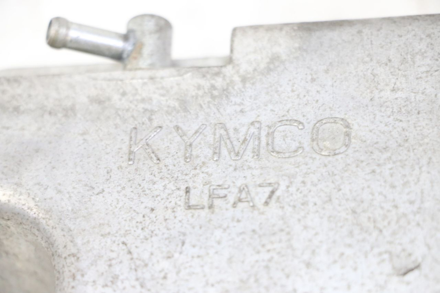 photo de CACHE CULBUTEUR KYMCO DINK STREET ABS 125 (2011 - 2018)