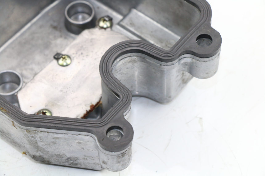 photo de CACHE CULBUTEUR KYMCO DINK STREET ABS 125 (2011 - 2018)