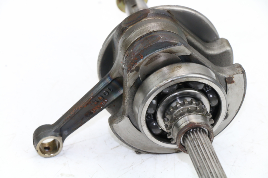 photo de CACHE CULBUTEUR KYMCO DINK STREET ABS 125 (2011 - 2018)