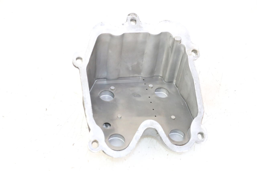 photo de CACHE CULBUTEUR PEUGEOT SATELIS 125 (2006 - 2009)