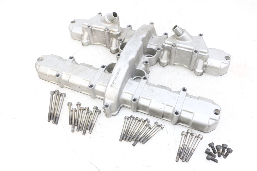 photo de CACHE CULBUTEUR KAWASAKI ZR 7 750 (1999 - 2001) - Détail de la pièce