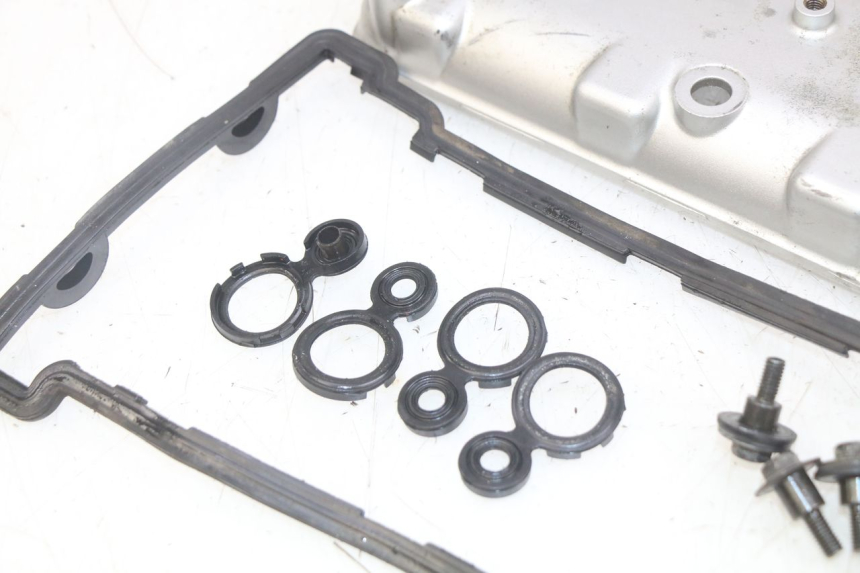 photo de CACHE CULBUTEUR KAWASAKI ZX-6R ZX6R 600 (1995 - 1997)