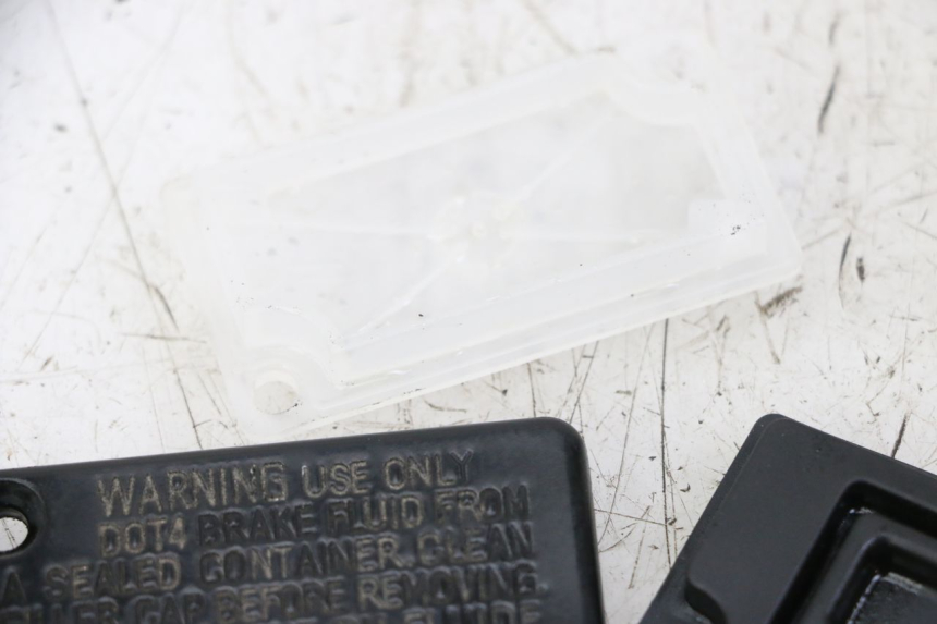 photo de CACHE MAITRE CYLINDRE KYMCO AGILITY 4T 50 (2018 - 2022)