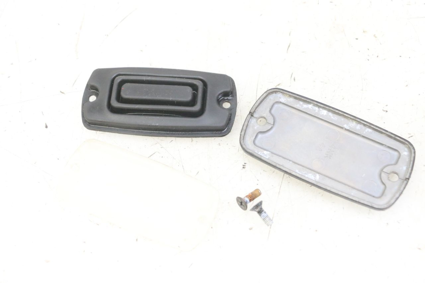 photo de CACHE MAITRE CYLINDRE HONDA CBF 500 (2004 - 2007)