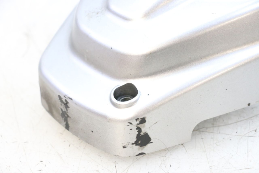 photo de CACHE MOTEUR PIAGGIO VESPA GTS SUPER IE 125 (2009 - 2016) - Zoom état d’usage