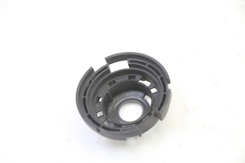 photo de CACHE NEIMAN PEUGEOT SATELIS 250 (2006 - 2012)