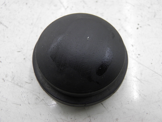 photo de CACHE ROUE PIAGGIO FLY 2T 50 (2004 - 2017)