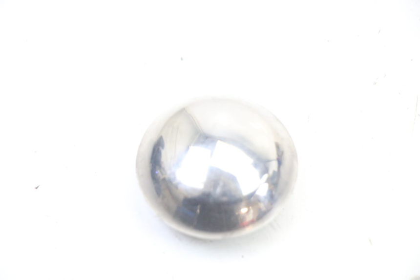 photo de CACHE ROUE PIAGGIO VESPA LX 2T 50 (2005 - 2013)