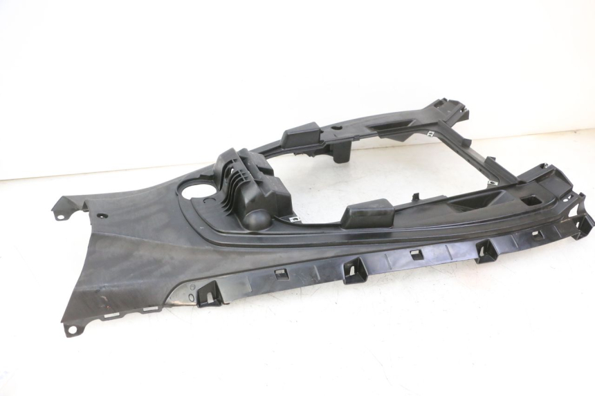 photo de CACHE SOUS SELLE QUADRO 4 4D 350 (2015 - 2018)