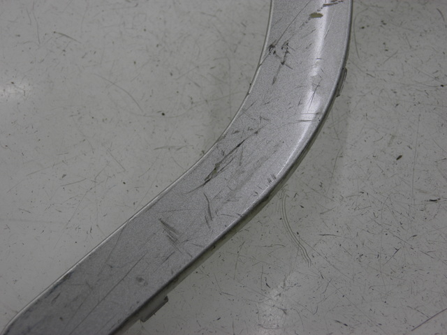 photo de CACHE SOUS SELLE DROIT BENZHOU YY50QT31 VINTAGE 50 (2009 - 2012) - Gros plan technique