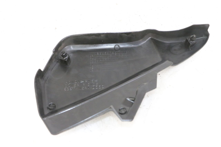 photo de CACHE SOUS SELLE DROIT HONDA CBF 500 (2004 - 2007)