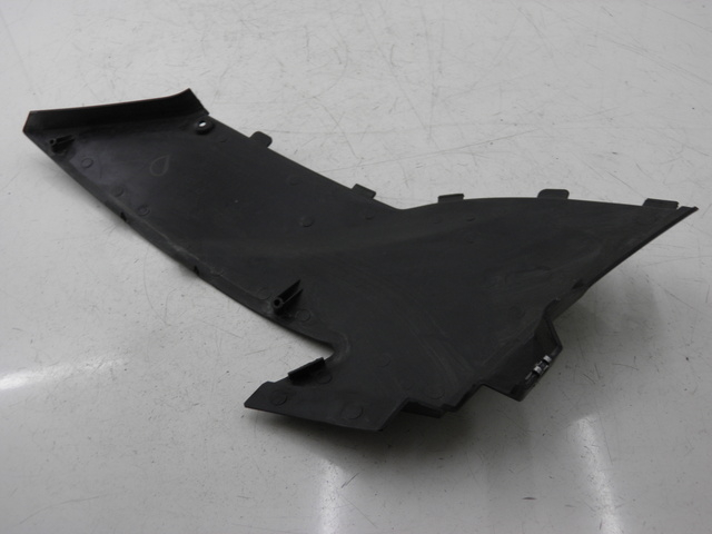 photo de CACHE SOUS SELLE DROIT DAELIM S2 FI 125 (2008 - 2017)