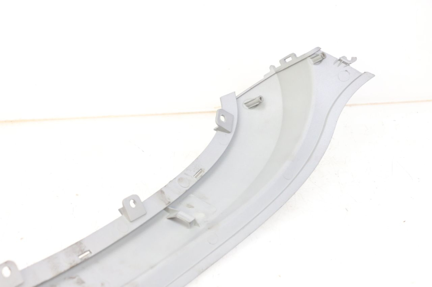 photo de CACHE SOUS SELLE DROIT SYM FIDDLE 3 III 125 (2014 - 2020)