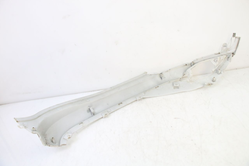 photo de CACHE SOUS SELLE DROIT SYM FIDDLE 3 III 125 (2014 - 2020)