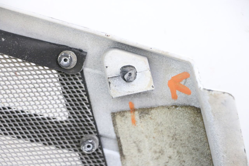photo de CACHE SOUS SELLE DROIT YAMAHA FJ 36Y 1100 (1984 - 1985)