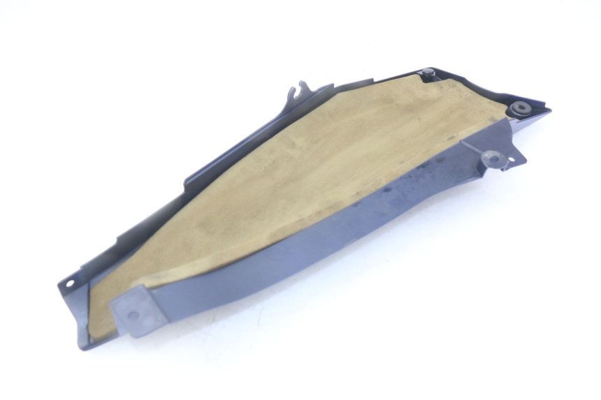 photo de CACHE SOUS SELLE DROIT YAMAHA FJR ABS 1300 (2016 - 2020)