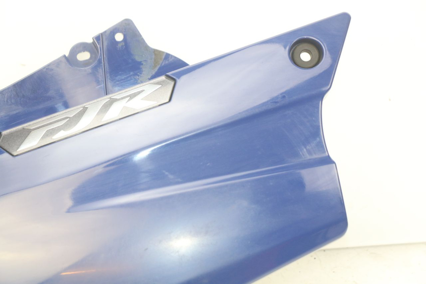 photo de CACHE SOUS SELLE DROIT YAMAHA FJR ABS 1300 (2016 - 2020)