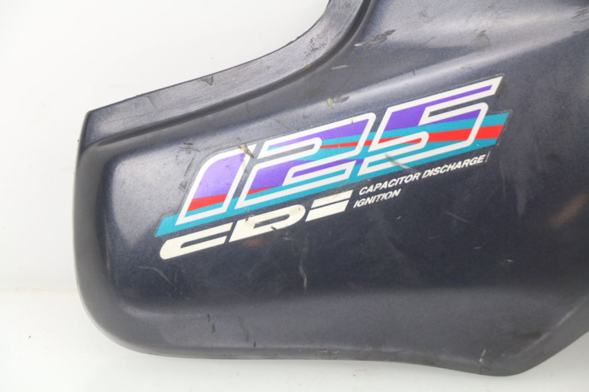 photo de CACHE SOUS SELLE DROIT HONDA CG 125 (1996 - 1998)
