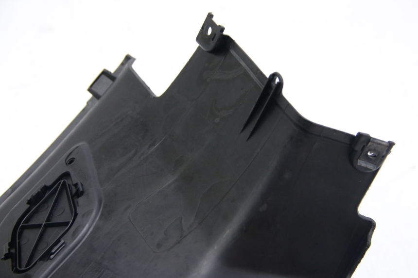 photo de CACHE SOUS SELLE DROIT PEUGEOT KISBEE 2T 50 (2018 - 2022)