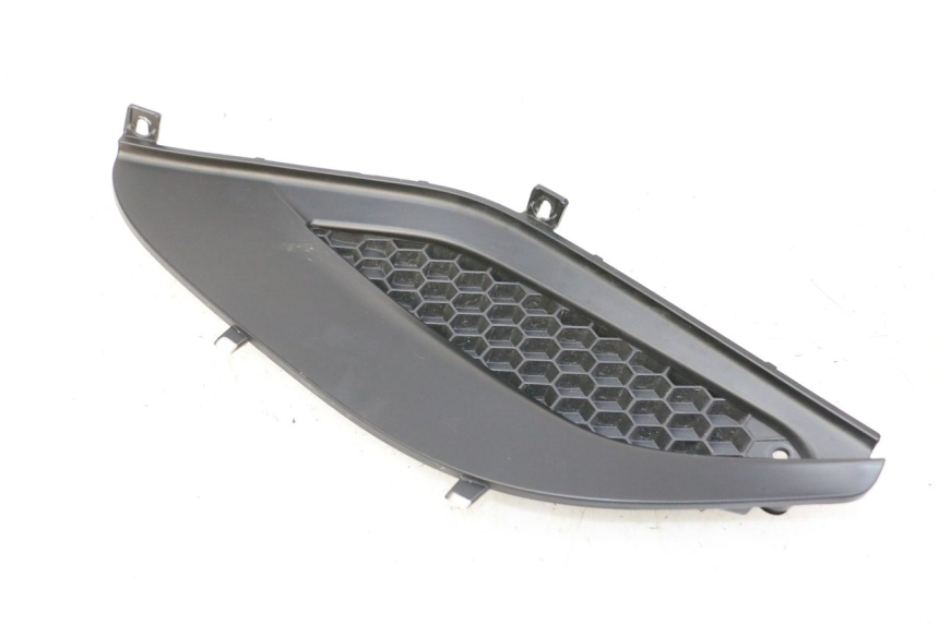 photo de CACHE SOUS SELLE DROIT PIAGGIO MP3 HPE 310 (2024 - 2025)