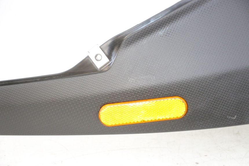 photo de CACHE SOUS SELLE DROIT PIAGGIO NRG POWER PUREJET 50 (2018 - 2021)