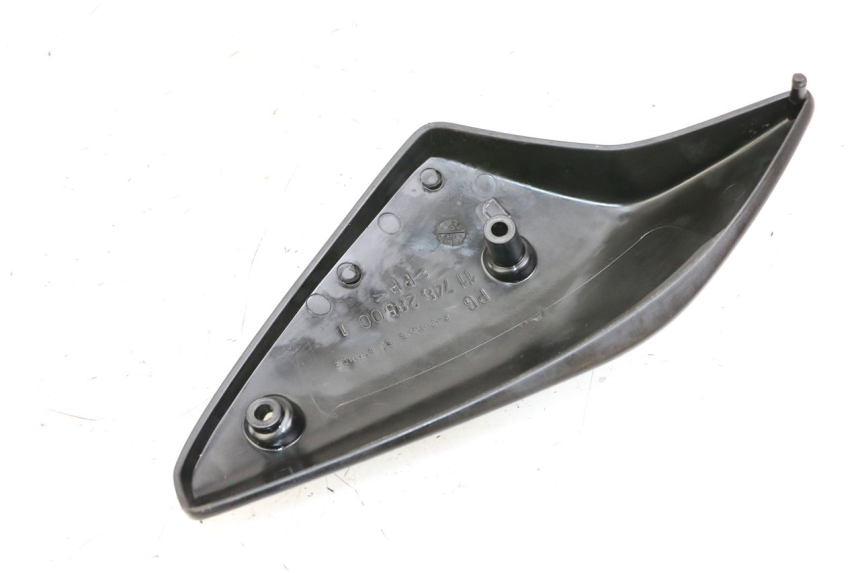 photo de CACHE SOUS SELLE DROIT PEUGEOT TKR TREKKER FURIOUS 50 (2005 - 2014)